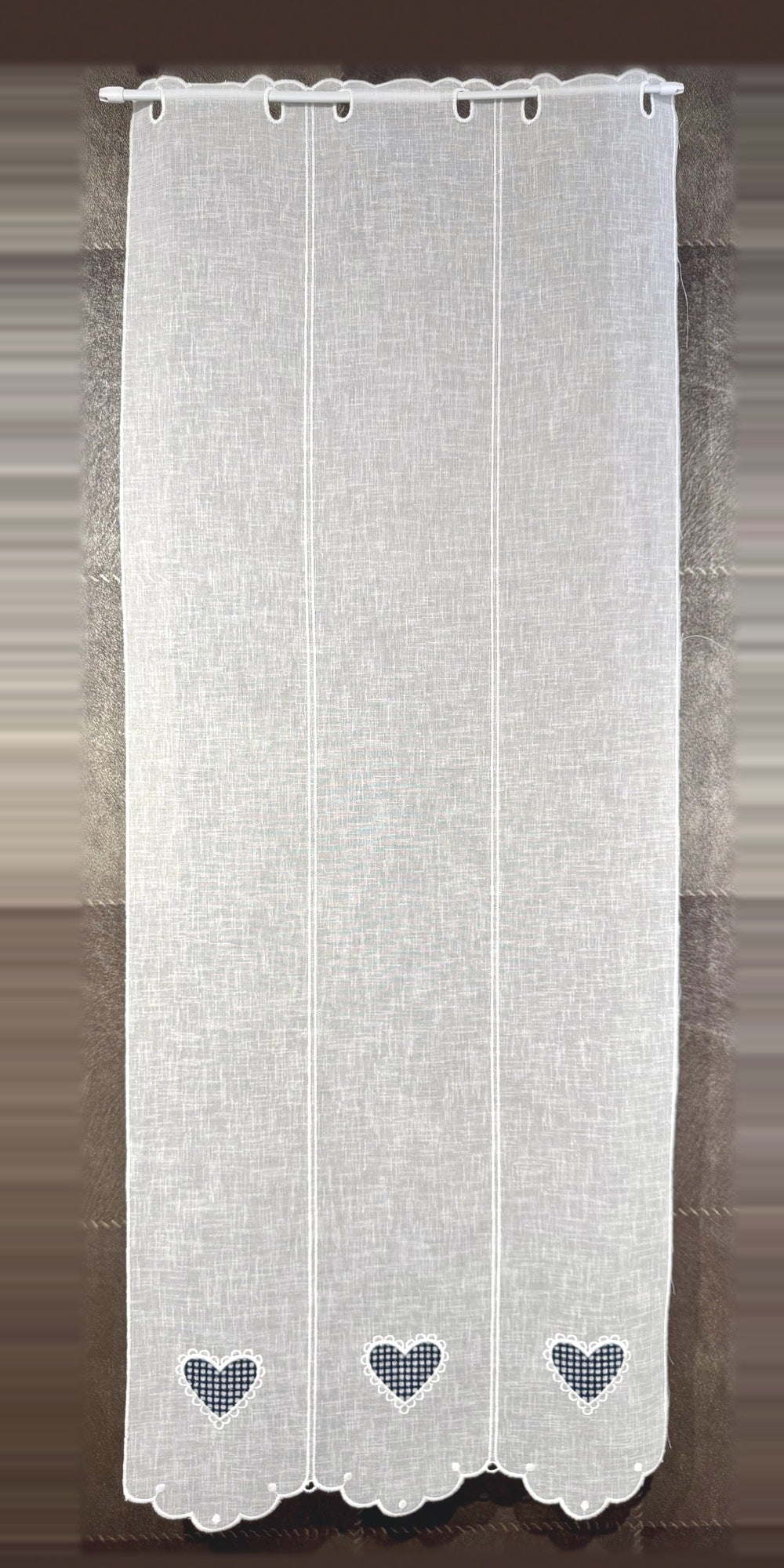 Brise-bise cœur vichy bleu, hauteur 120 cm — voilage brodé fabriqué en France
