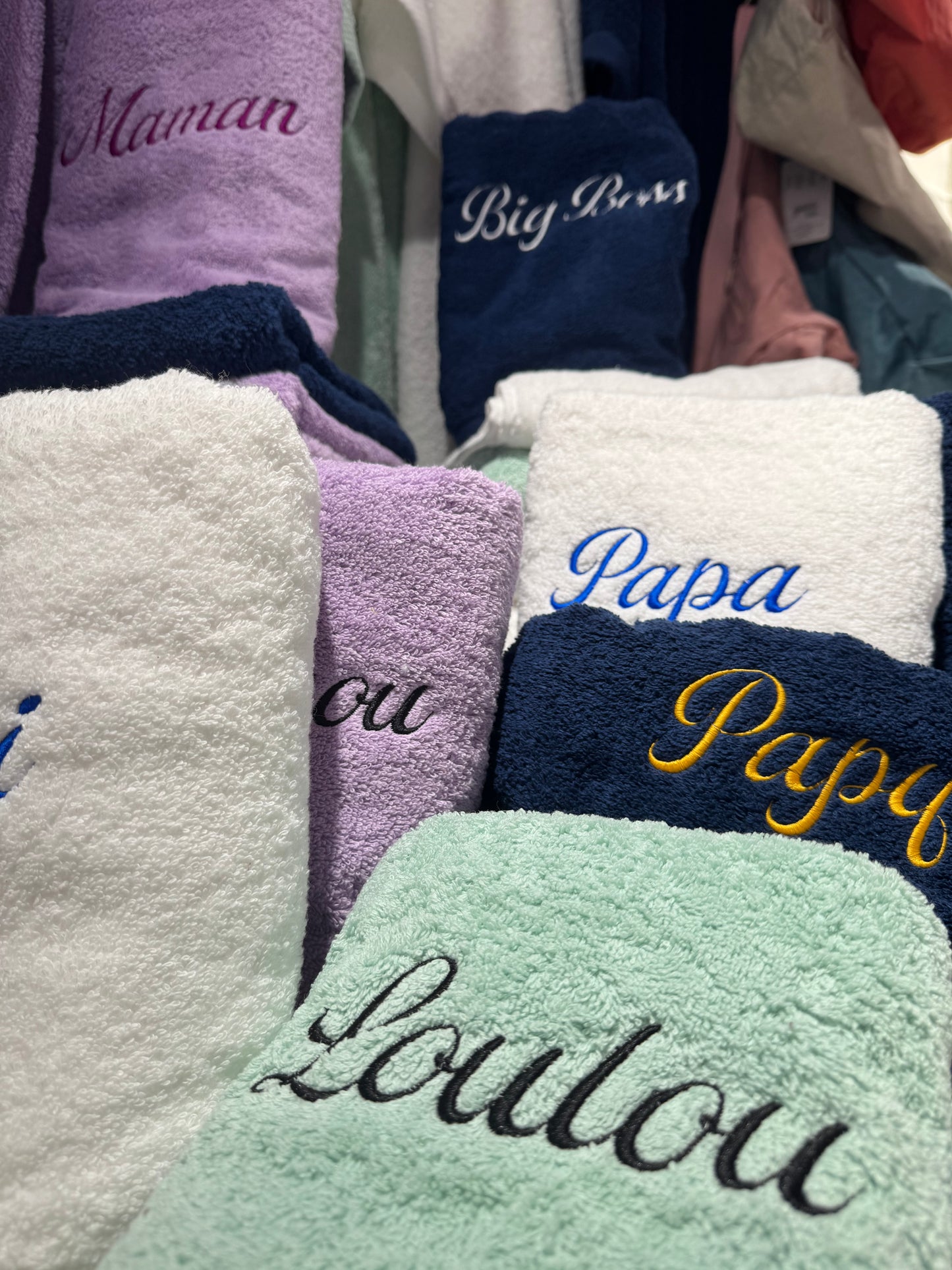 Serviette personnalisée brodée en Alsace