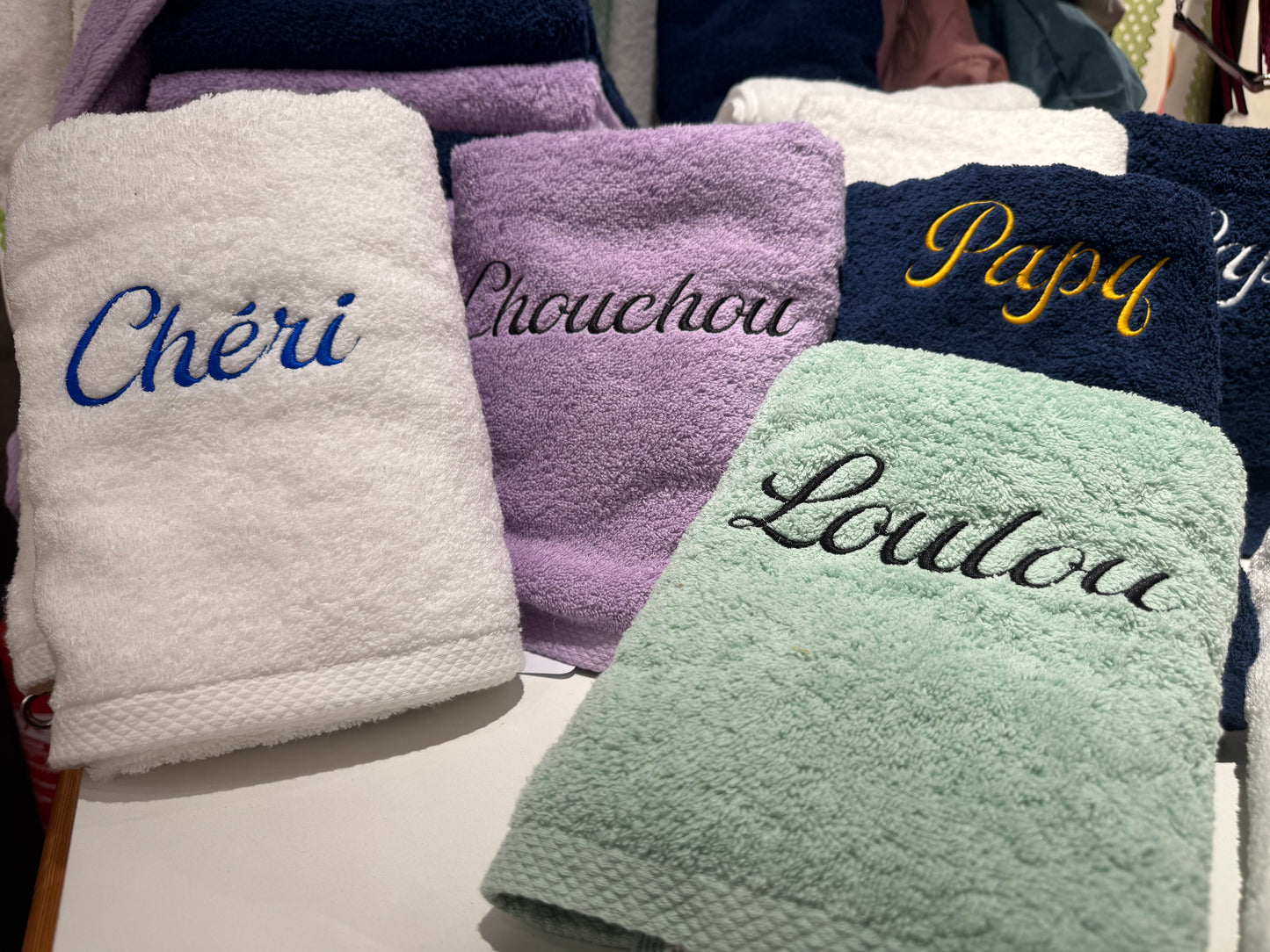 Serviette personnalisée brodée en Alsace