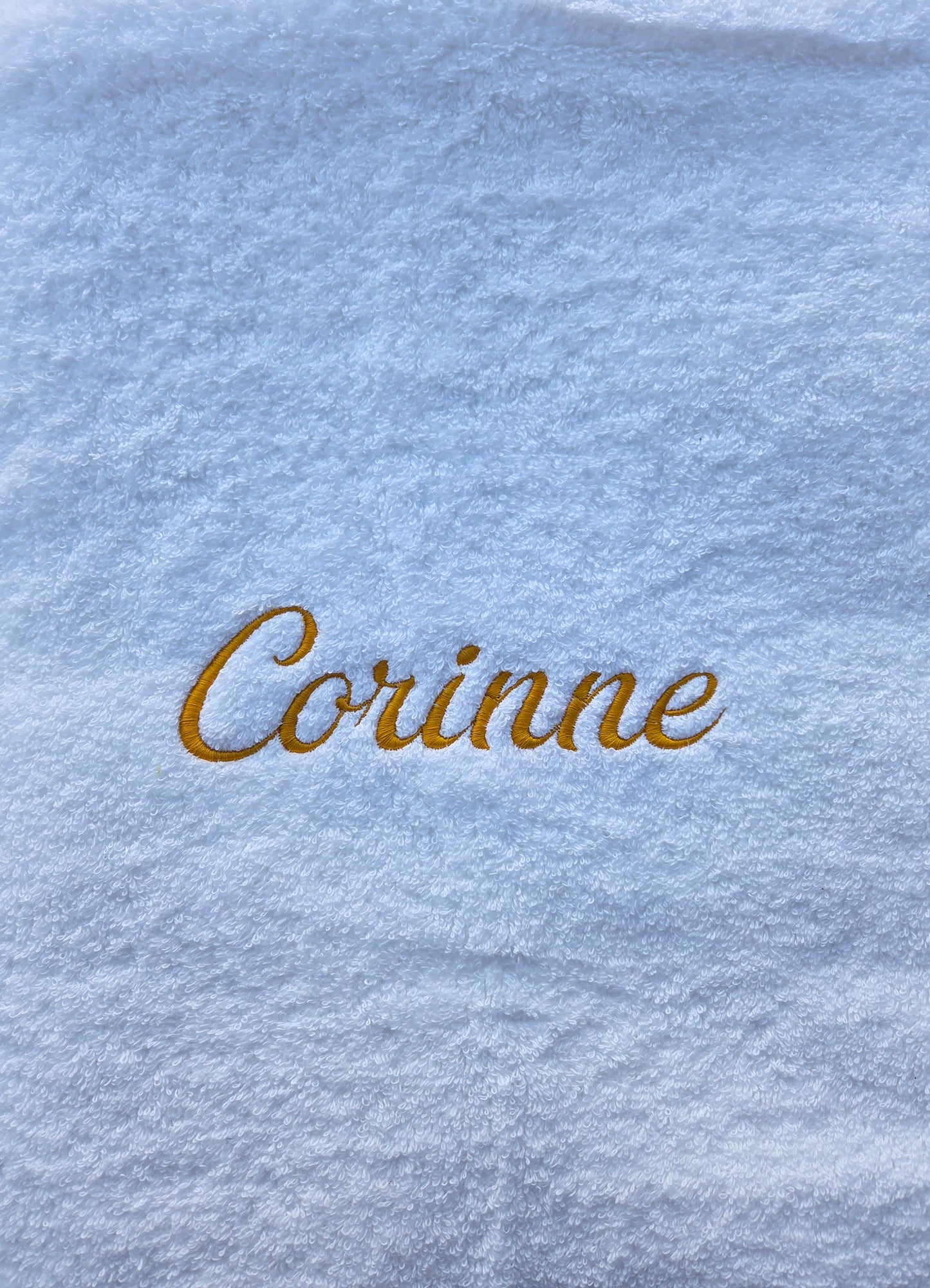 Serviette personnalisée brodée en Alsace